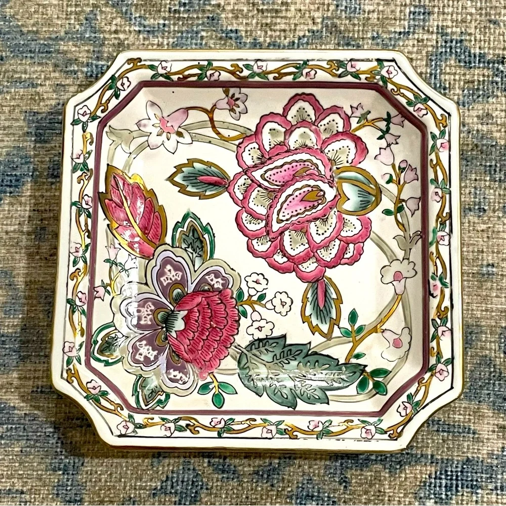 CHINESE PORCELAIN SQUARE DISH PLATE TEXTURED HAND PAINTED FLORAL GOLD PINK